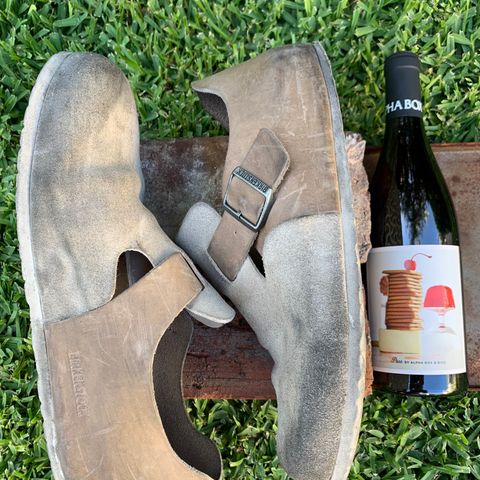 Birkenstock London in Sandcastle Suede