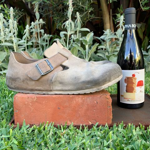 Birkenstock London in Sandcastle Suede