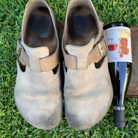 Birkenstock London in Sandcastle Suede