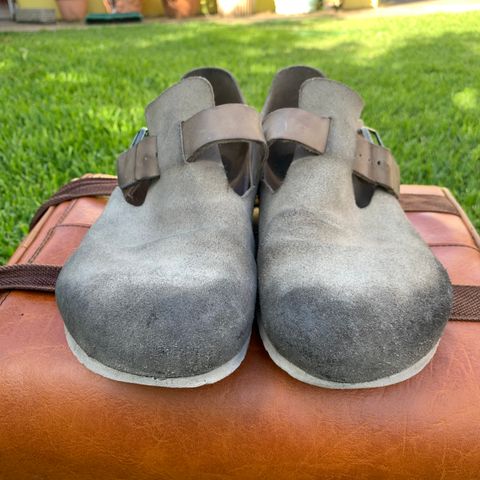 Birkenstock London in Sandcastle Suede