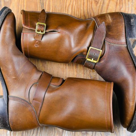 Role Club Engineer Boots in Dark Olive Steerhide