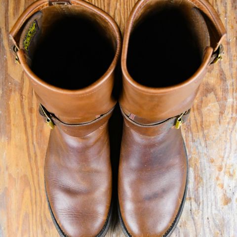 Role Club Engineer Boots in Dark Olive Steerhide