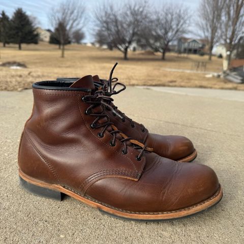 Red Wing Beckman in S.B. Foot Cigar Excalibur
