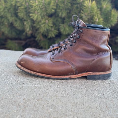 Red Wing Beckman in S.B. Foot Cigar Excalibur