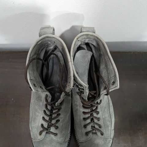 Bridlen Monkey Boot in C.F. Stead Baltic Kudu Reverse