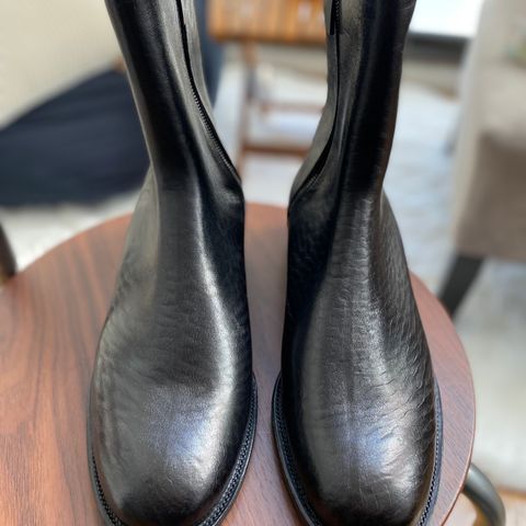 View photo of Viberg Herald in Shinki Black Oiled Horsebutt