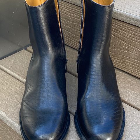 View photo of Viberg Herald in Shinki Black Oiled Horsebutt