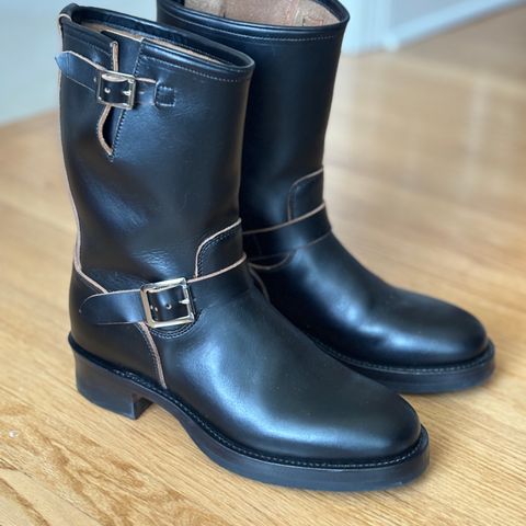 Ray Kwok 34501 in Black Teacore Cowhide