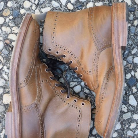 Tricker's Stow Country Boot in Horween Natural Chromexcel