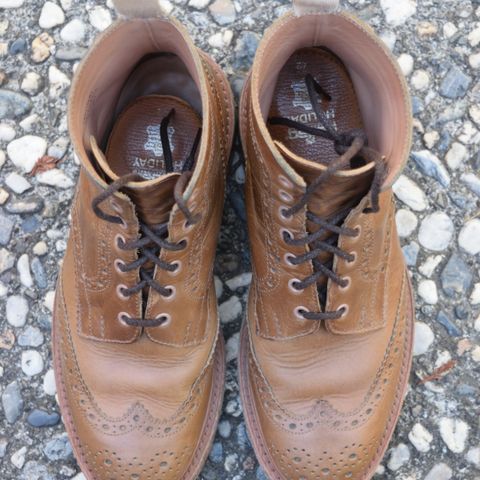 Tricker's Stow Country Boot in Horween Natural Chromexcel