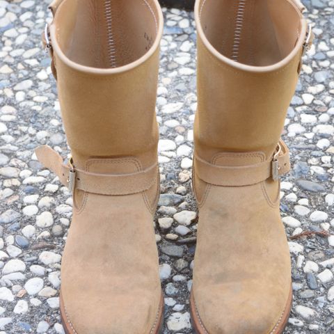 Attractions BILTBUCK Engineer Boots in Sand Beige Suede