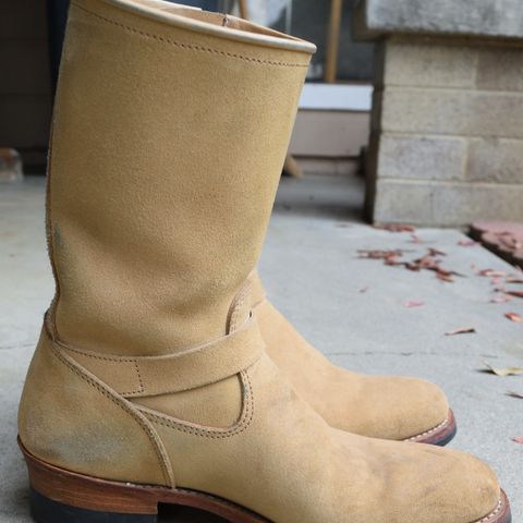 Attractions BILTBUCK Engineer Boots in Sand Beige Suede