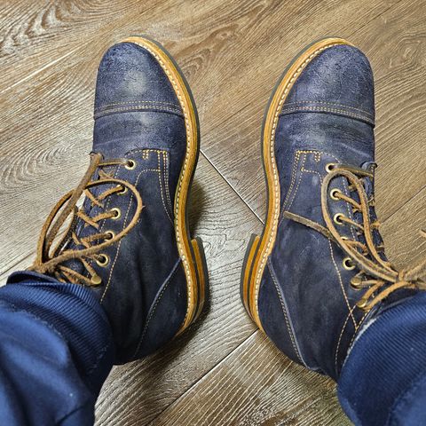 Truman Service Boot in C.F. Stead Noble Ink Rambler