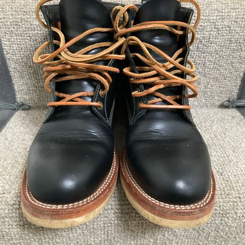 Jakkrabbits Logger Boot in Indonesian Rose Black Pull Up