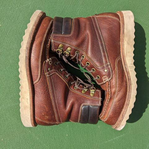 Grant Stone Field Boot in Seidel Walnut Bison