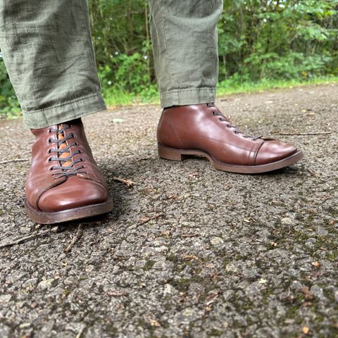 Clinch Gary Boots in Maryam Brown Horsebutt