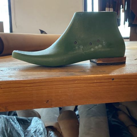 Craft & Glory Service Boot in Full Grain Waxed Water Buffalo