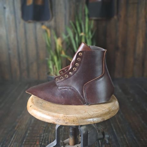 Craft & Glory Service Boot in Full Grain Waxed Water Buffalo