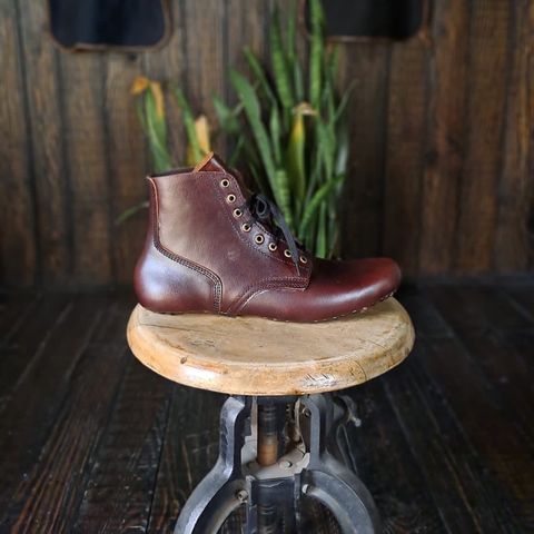 Craft & Glory Service Boot in Full Grain Waxed Water Buffalo