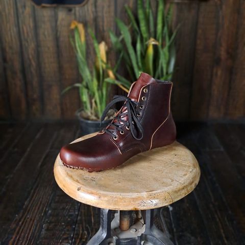 Craft & Glory Service Boot in Full Grain Waxed Water Buffalo