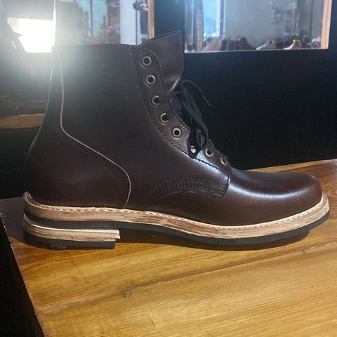 Craft & Glory Service Boot in Full Grain Waxed Water Buffalo