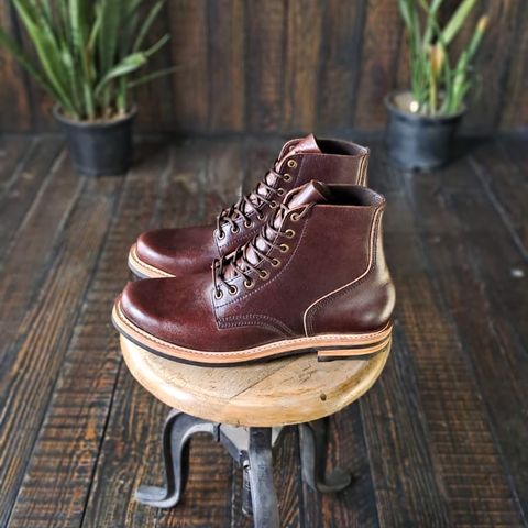 Craft & Glory Service Boot in Full Grain Waxed Water Buffalo
