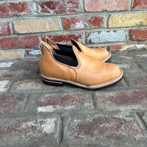 Search result thumbnail of Wesco Romeo in Maryam Natural Horsebutt