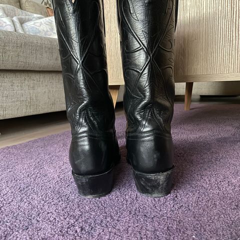 Lucchese Cowboy Boots in Black Kangaroo