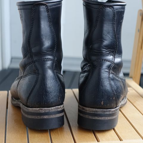 View photo of Willie's Handmade Boots Monkey Boot in Horween Black Chromexcel