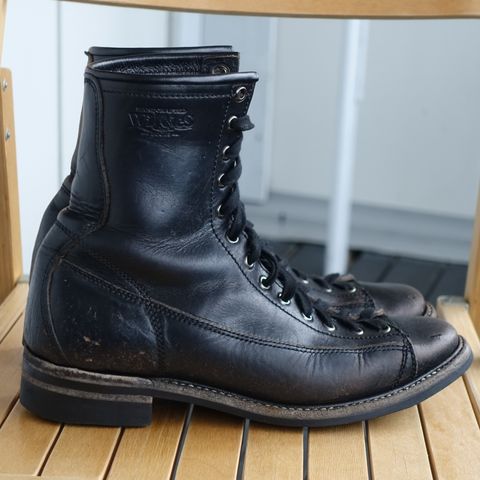 View photo of Willie's Handmade Boots Monkey Boot in Horween Black Chromexcel