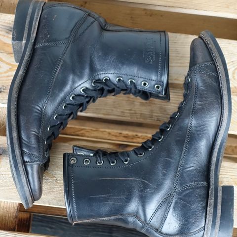 View photo of Willie's Handmade Boots Monkey Boot in Horween Black Chromexcel