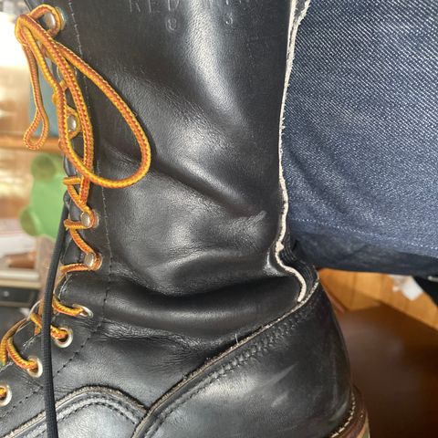 View photo of Red Wing 919 Climber Vtg. 1983 in S.B. Foot Black Chrome