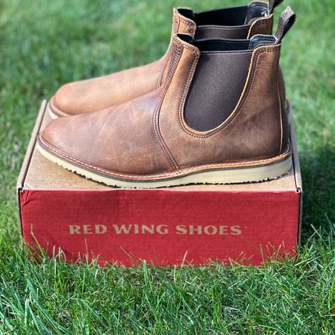 Red Wing Weekender Chelsea in S.B. Foot Copper Rough and Tough