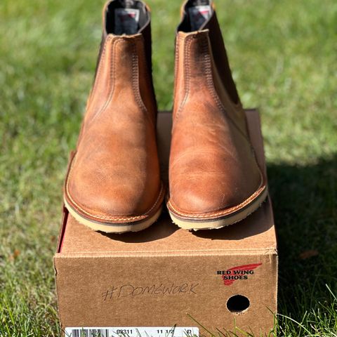 Red Wing Weekender Chelsea in S.B. Foot Copper Rough and Tough