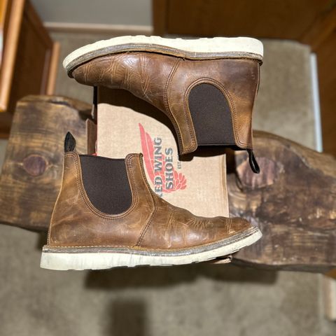 Red Wing Weekender Chelsea in S.B. Foot Copper Rough and Tough