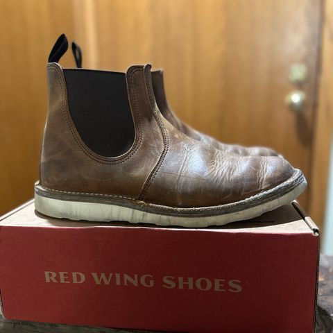 Red Wing Weekender Chelsea in S.B. Foot Copper Rough and Tough