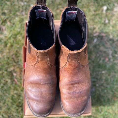 View photo of Red Wing Weekender Chelsea in S.B. Foot Copper Rough and Tough