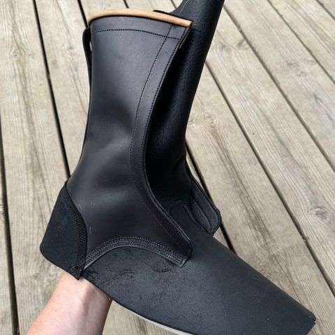 DIY 10” Work Boots in Waterproof Cow-hide