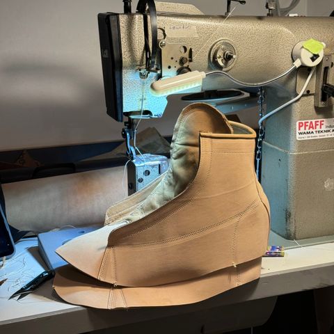 DIY Monkey Boot in Conceria Cloe Crust Horsebutt