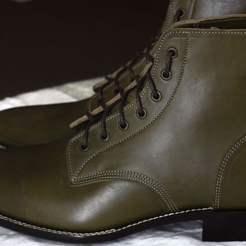Jakkrabbits Officer Boots in Maryam Salvia Horsebutt
