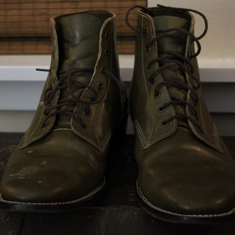 Jakkrabbits Officer Boots in Maryam Salvia Horsebutt