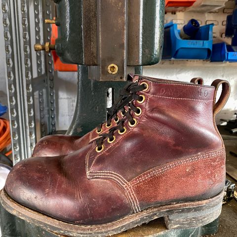 View photo of Dayton Boots 9496 Steel Toe in Unknown Leather