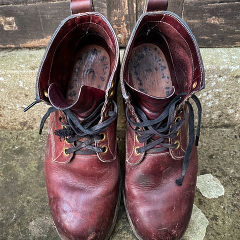 View photo of Dayton Boots 9496 Steel Toe in Unknown Leather