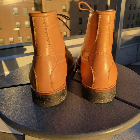 Onderhoud LCV02 Monkey Boot in Horween Natural Pioneer Reindeer