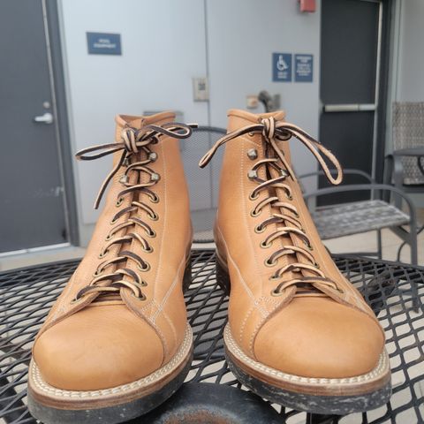 Onderhoud LCV02 Monkey Boot in Horween Natural Pioneer Reindeer