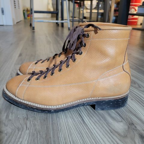 View photo of Onderhoud LCV02 Monkey Boot in Horween Natural Pioneer Reindeer