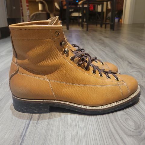 View photo of Onderhoud LCV02 Monkey Boot in Horween Natural Pioneer Reindeer