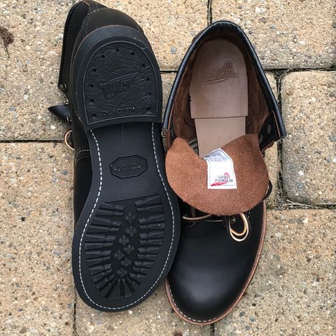 Red Wing Blacksmith in S.B. Foot Black Prairie