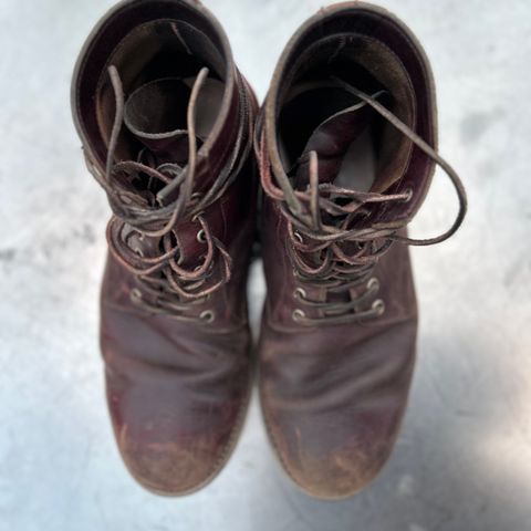 View photo of Oak Street Bootmakers Trench Boot in Horween Color 8 Chromexcel