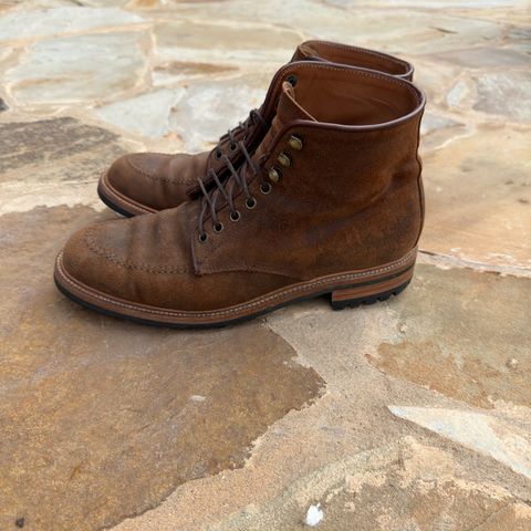 Parkhurst The Niagara in C.F. Stead Wheatbuck Waxy Commander Suede